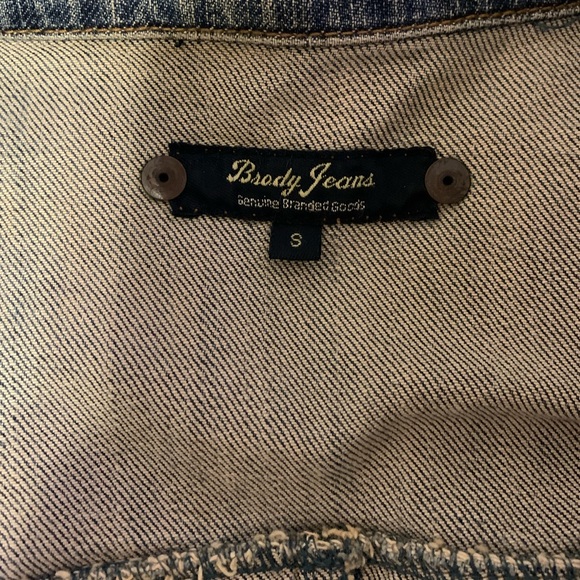 Woman’s Jean jacket - Picture 2 of 3